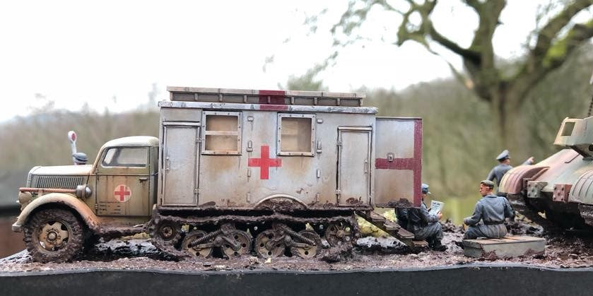280046 - SdKfz 3a Maultier 2 ton Half-Track Cargo Truck