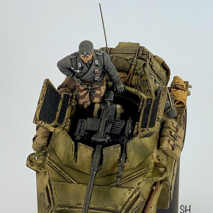280062 - SdKfz 222/223 Light Armoured Car