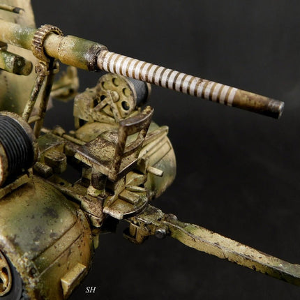 280069 - 8.8cm Flak 36/37 AA/AT Gun with SdAh 202 & Crew