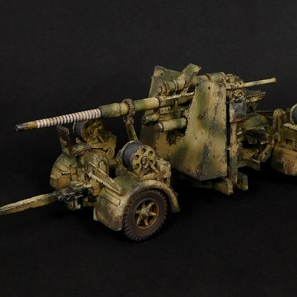 280069 - 8.8cm Flak 36/37 AA/AT Gun with SdAh 202 & Crew