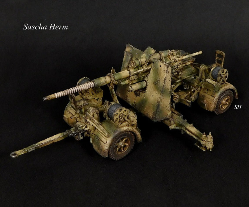 280069 - 8.8cm Flak 36/37 AA/AT Gun with SdAh 202 & Crew