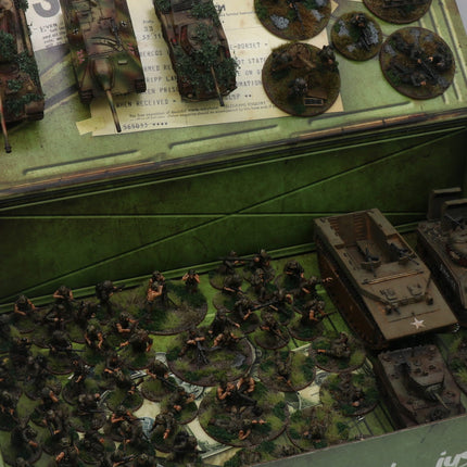 Army Box - 2 Metallplatten (für magnetische Miniaturen) - Zubehör - Safe & Sound - SAFE-BAMAG03