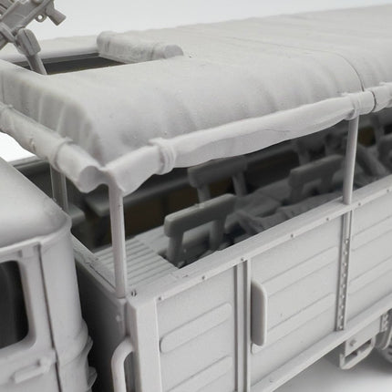 280107 Bedford QLT Troop Carrier