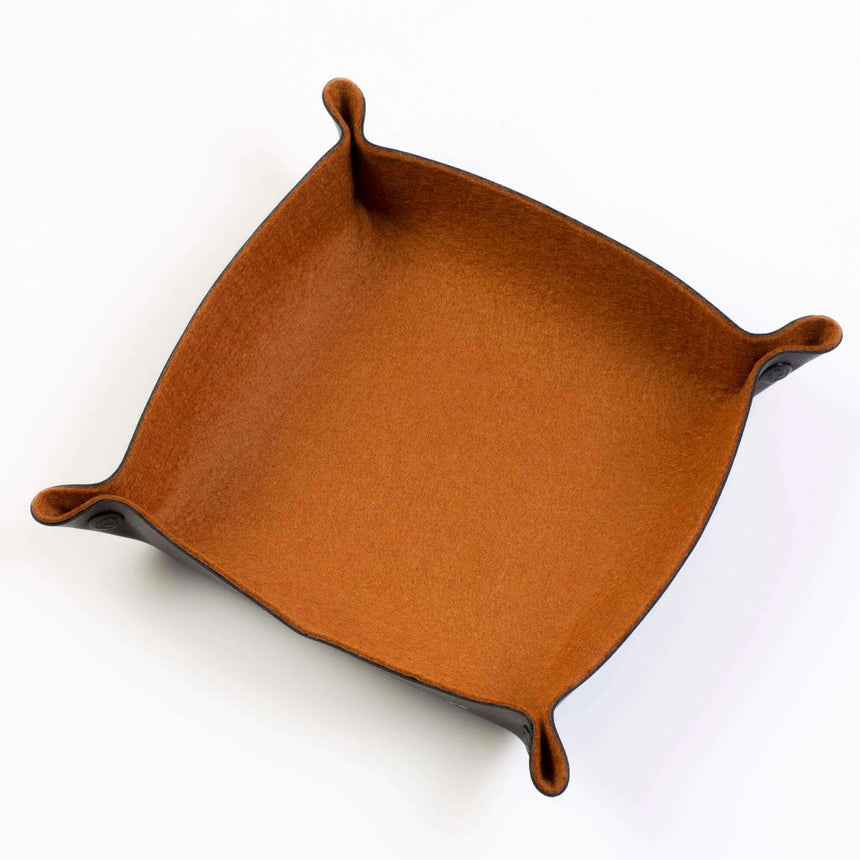 Chestnut Felt Folding Dice Tray - Zubehör - all rolled up - DTS-ARU-FDT-008