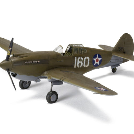 A05130A Curtiss P-40B Warhawk 1:48