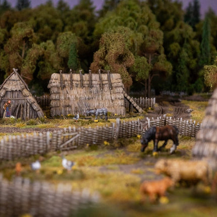 Dark Age Huts - Victrix - VXE015 (5)