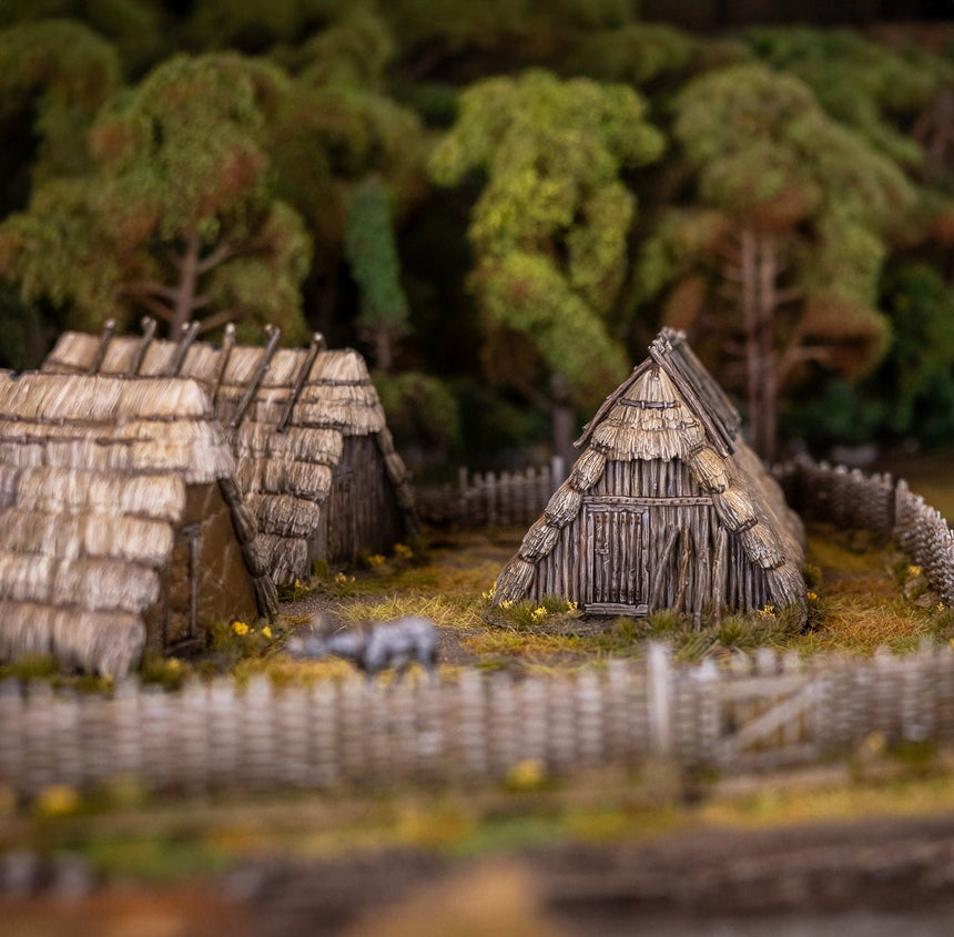 Dark Age Huts - Victrix - VXE015 (2)
