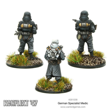 German Specialist Medic - Sonder - /Einzelmodelle - Warlord Games - 453010208