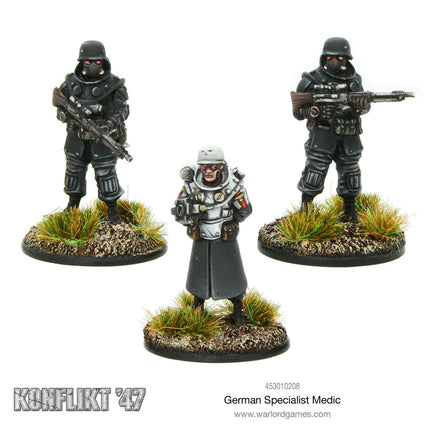 German Specialist Medic - Sonder - /Einzelmodelle - Warlord Games - 453010208