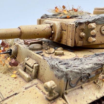 280016 - Tiger I Ausf E