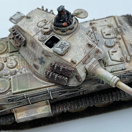 280100 - King Tiger with Zimmerit