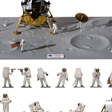 One Small Step For Man... - Airfix - A50106 (2)