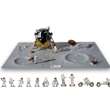 One Small Step For Man... - Airfix - A50106 (3)