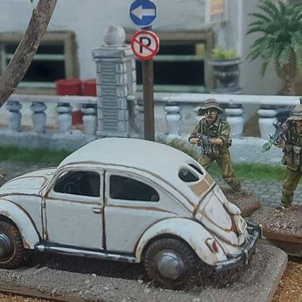 281003 - People's Army of Vietnam (NVA) with Command