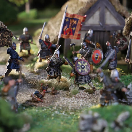 Pillage Hardcover Rulebook - Regelwerk - Victrix - VXPILLAGE