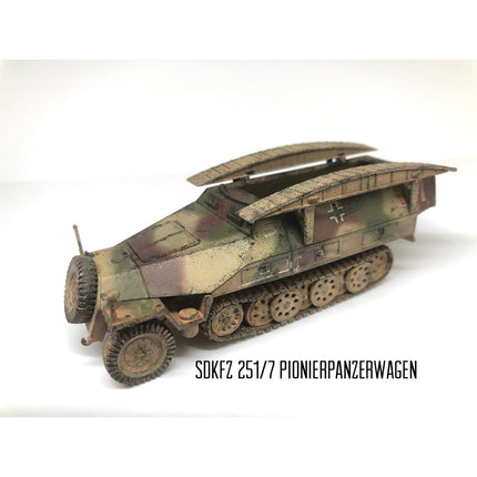 280019 - SdKfz 251D 3-in-1 Set 1