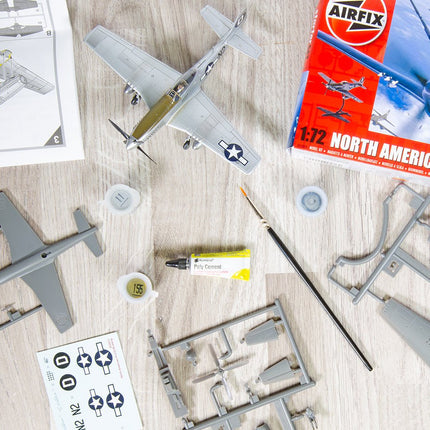 A55013 Starter Set - North American P-51D Mustang