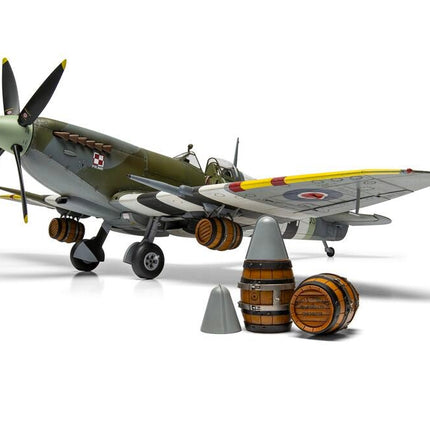 Supermarine Spitfire Mk.IXc - Flying Dray - Flugzeuge - Airfix - A17001A