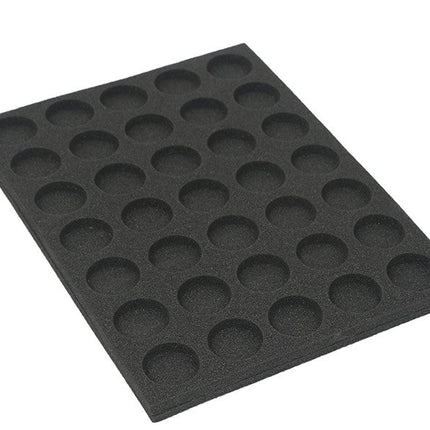 Tray for storing 35 miniatures on 32mm - Safe & Sound