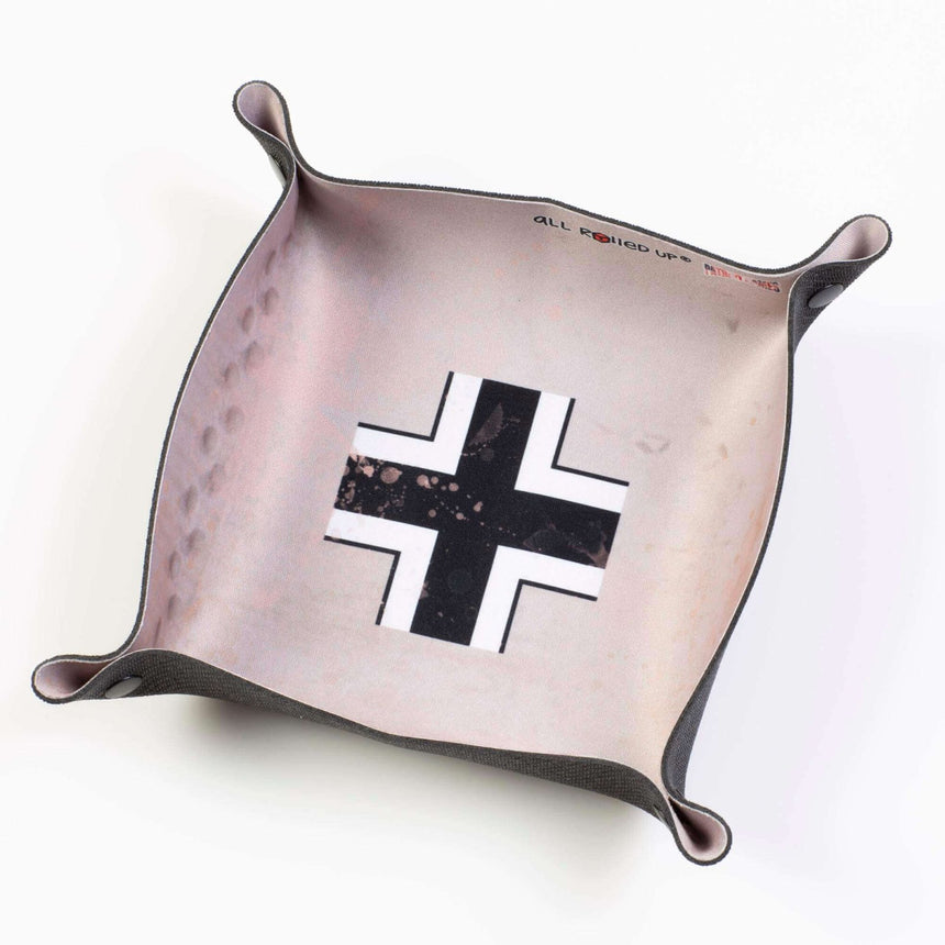 WW2 German Square Folding Dice Tray - Zubehör - all rolled up - DTS-ARU-MIL-003