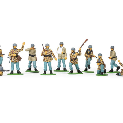 A02712V WWII German Paratroops